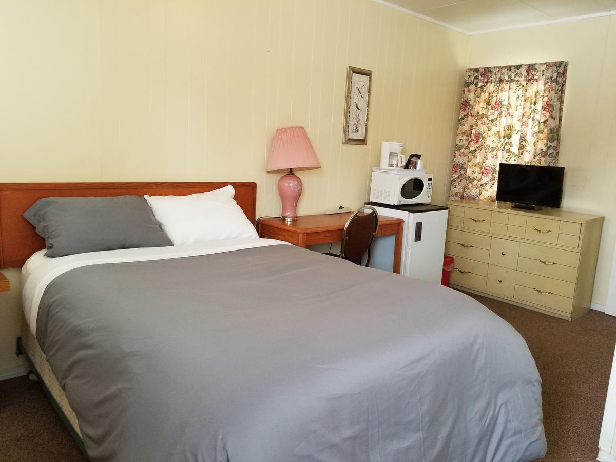 Melsask Motel Melville Buitenkant foto